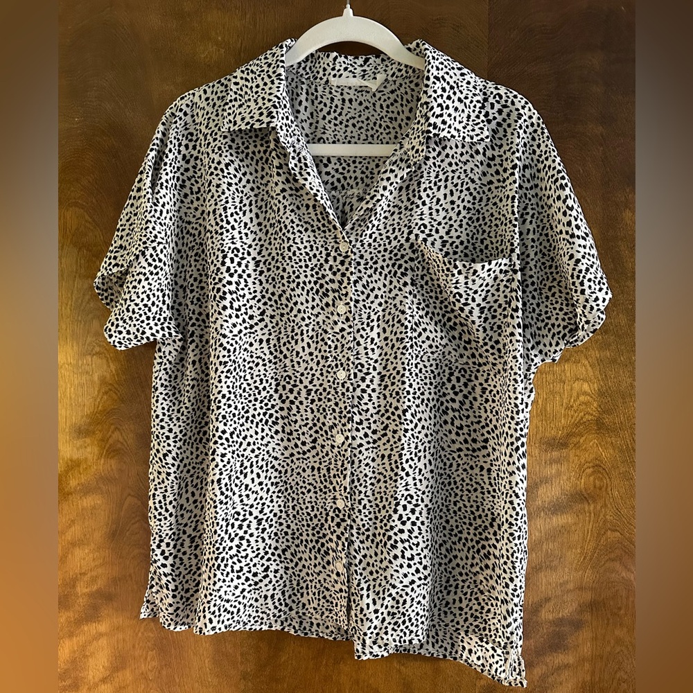 Short sleeve animal print blouse